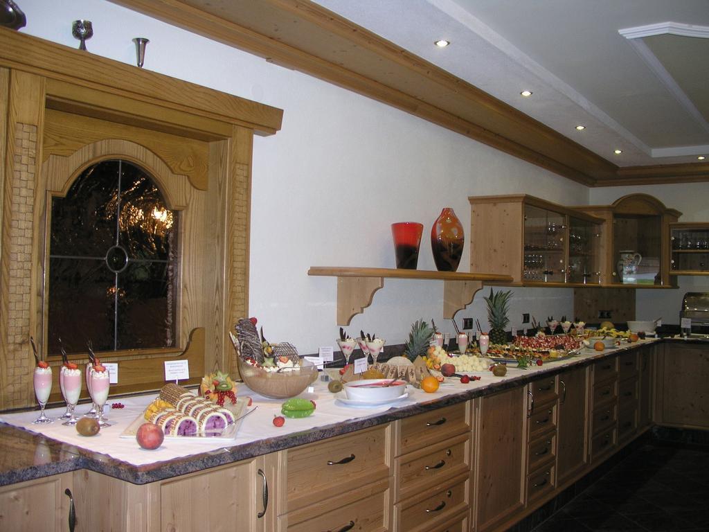 גלטור Alpenhotel Tirol מראה חיצוני תמונה