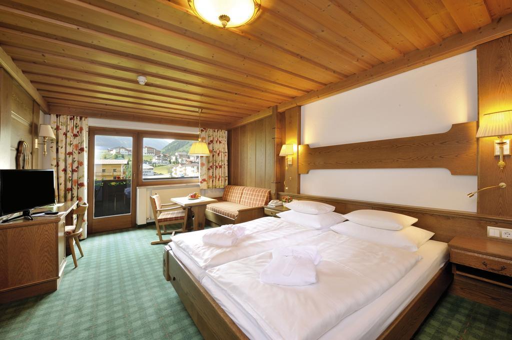 גלטור Alpenhotel Tirol מראה חיצוני תמונה